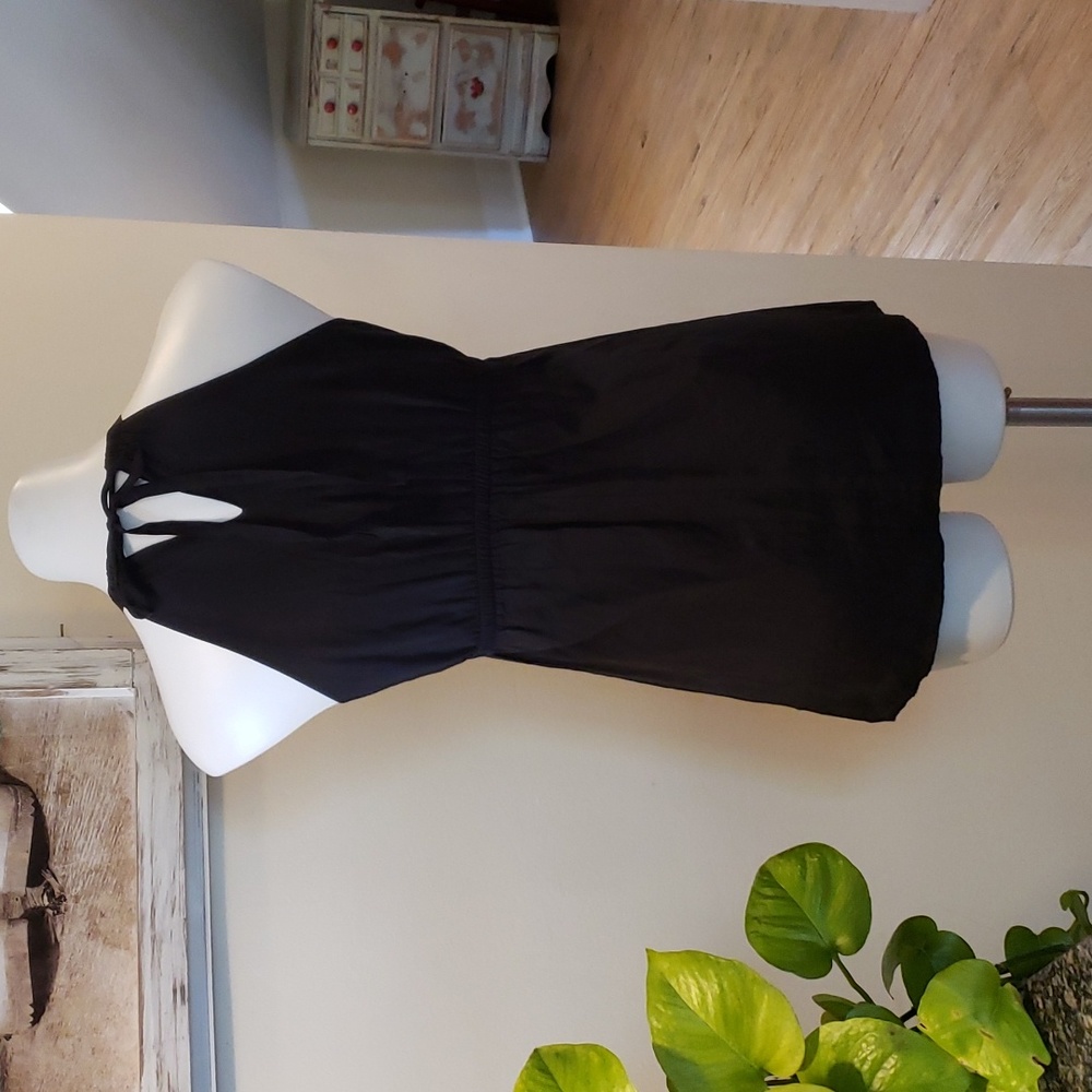 Guess Tank - Picture 7 of 9